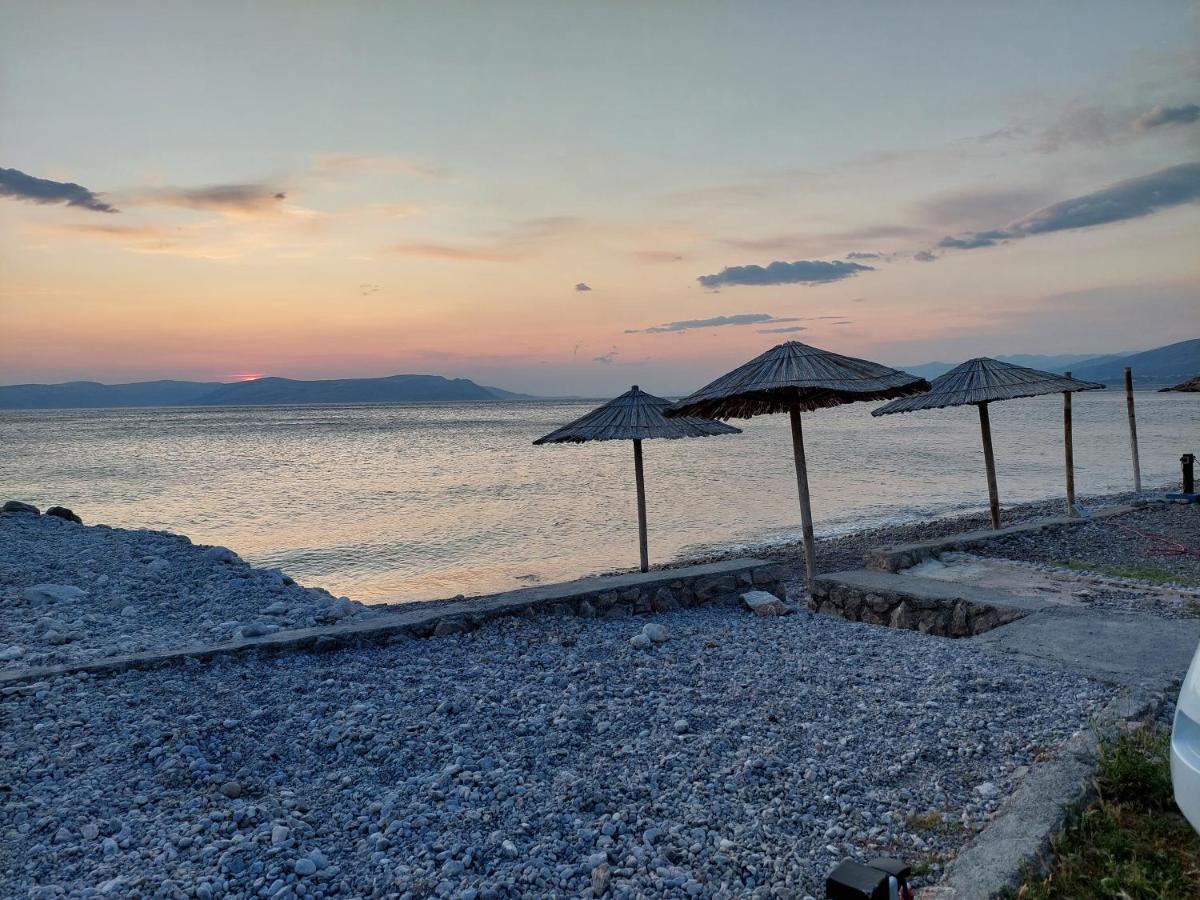 Mobile Home Luna Senj  Zewnętrze zdjęcie